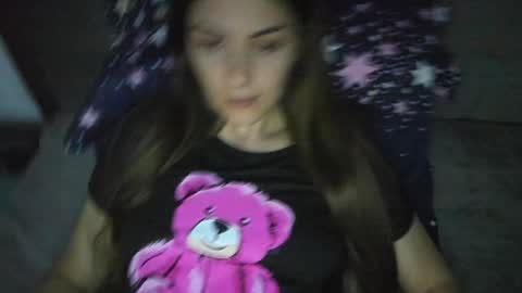 _just_a_simple_girl online show from December 4, 2024, 5:00 pm