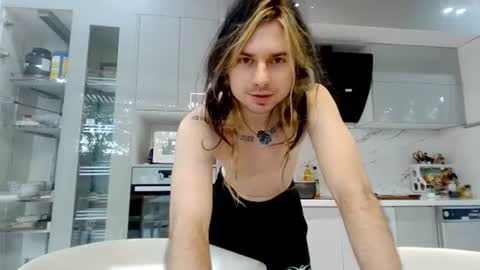 Snapshot of _just_funk_ chatting on June 15, 2026, 11:51 pm My song - online show from June 15, 2026, 11:51 pm