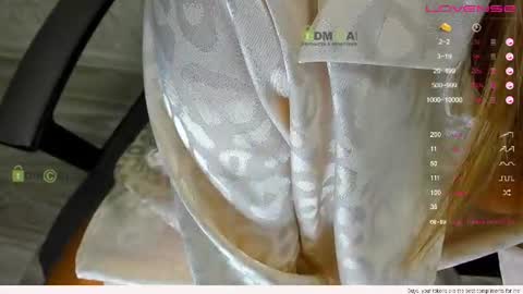 Snapshot of _justcallme_ chatting on July 19, 2026, 11:47 am _justcallme_ online show from July 19, 2026, 11:47 am
