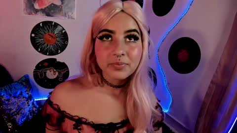 _karine01 online show from February 13, 2025, 8:06 am