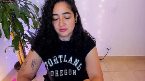 Snapshot of _kat_1 chatting on April 19, 2026, 12:59 pm online show from April 19, 2026, 12:59 pm