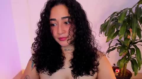 Snapshot of _kat_1 chatting on April 24, 2026, 9:28 pm online show from April 24, 2026, 9:28 pm