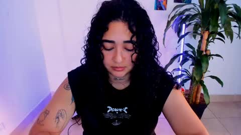 Snapshot of _kat_1 chatting on May 13, 2026, 2:14 pm online show from May 13, 2026, 2:14 pm