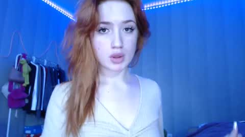 katemiller online show from December 24, 2024, 9:39 am