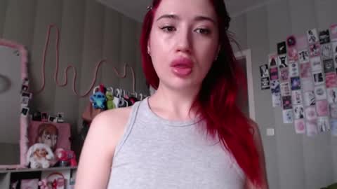 Snapshot of _katemiller_ chatting on May 5, 2026, 4:42 am katemiller online show from May 5, 2026, 4:42 am