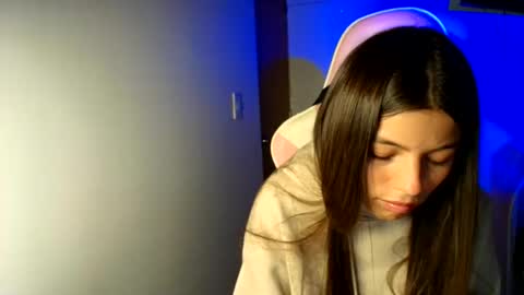 Snapshot of _khloe_sweet chatting on June 3, 2026, 11:21 pm khloe sweet online show from June 3, 2026, 11:21 pm