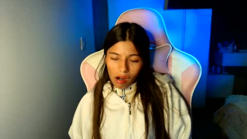 Snapshot of _khloe_sweet chatting on June 5, 2026, 11:54 pm khloe sweet online show from June 5, 2026, 11:54 pm