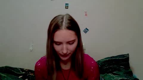 Snapshot of _kikiclark_ chatting on October 21, 2025, 8:53 pm _kikiclark_ online show from October 21, 2025, 8:53 pm