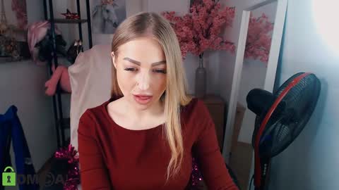 Snapshot of _kittyboo chatting on January 26, 2025, 3:14 pm Aleksa online show from January 26, 2025, 3:14 pm
