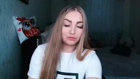 Snapshot of _kittyboo chatting on January 19, 2026, 7:12 am Aleksa online show from January 19, 2026, 7:12 am