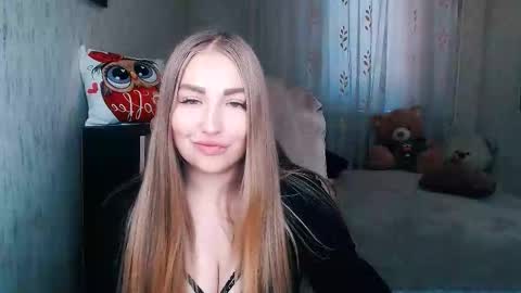 Snapshot of _kittyboo chatting on February 3, 2026, 6:51 am Aleksa online show from February 3, 2026, 6:51 am