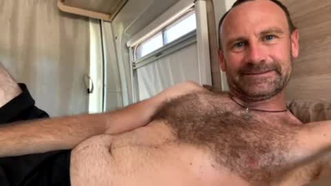 Kiwi online show from December 31, 2024, 3:34 am