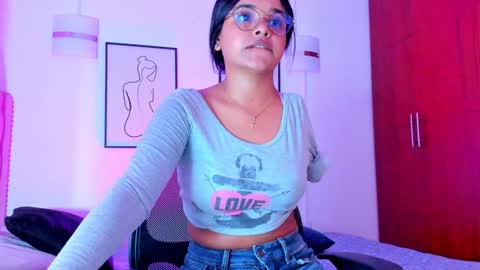  koriinn  online show from January 16, 2025, 5:44 pm