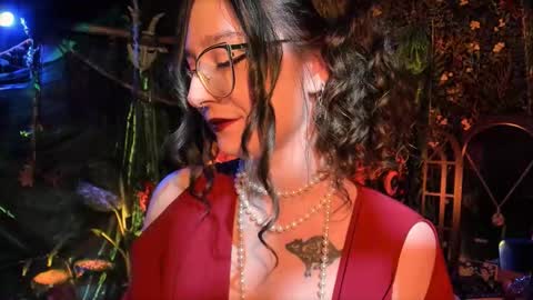 Snapshot of _lady_luna_ chatting on March 6, 2026, 10:28 pm Lady Luna online show from March 6, 2026, 10:28 pm