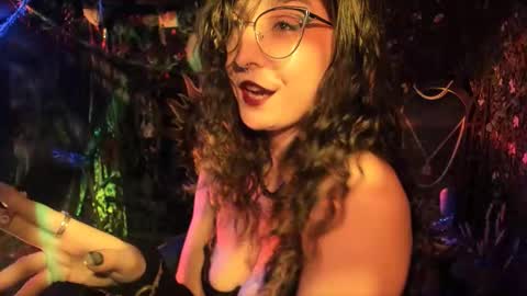 Snapshot of _lady_luna_ chatting on March 16, 2026, 10:03 pm Lady Luna online show from March 16, 2026, 10:03 pm