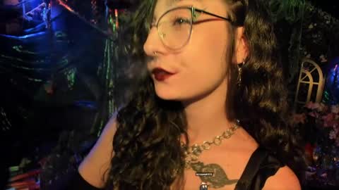 Snapshot of _lady_luna_ chatting on March 24, 2026, 9:42 pm Lady Luna online show from March 24, 2026, 9:42 pm