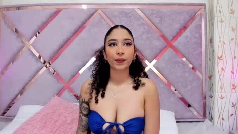 Lanna  online show from December 19, 2024, 6:34 pm