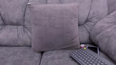     online show from January 21, 2025, 8:54 pm