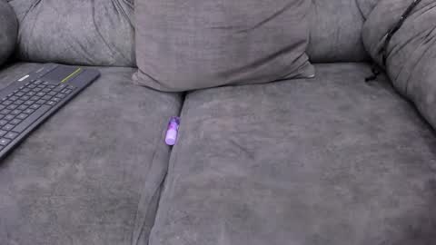     online show from January 28, 2025, 2:21 am