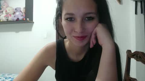 Snapshot of _laureneyes chatting on December 19, 2025, 5:58 am Lauren 3 online show from December 19, 2025, 5:58 am