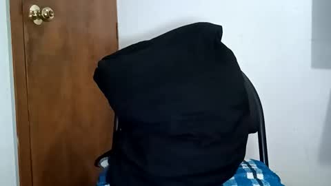 _leclerc_ online show from December 16, 2025, 3:17 pm