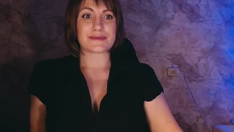 Snapshot of _letty_ chatting on December 19, 2024, 11:46 pm Letty online show from December 19, 2024, 11:46 pm