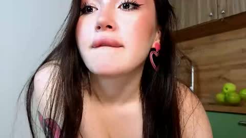 _lexie_rivers_ online show from October 20, 2025, 3:18 am