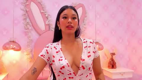  Lia Swan  online show from October 24, 2025, 3:47 am