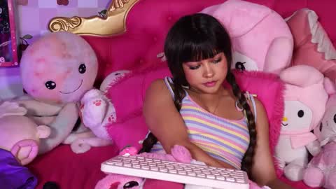 _little_glrl_ online show from March 5, 2026, 11:34 pm