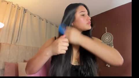 Ivy 3 online show from January 6, 2026, 9:18 pm