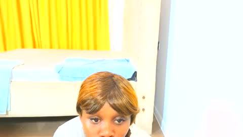 Snapshot of _littlevenus chatting on April 5, 2026, 2:47 pm Littlevenus online show from April 5, 2026, 2:47 pm