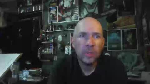 Snapshot of _longfellow chatting on April 25, 2026, 9:12 pm That guy online show from April 25, 2026, 9:12 pm