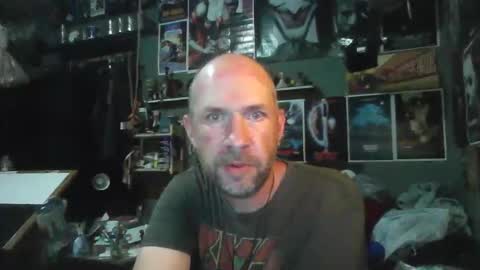Snapshot of _longfellow chatting on May 16, 2026, 3:47 am That guy online show from May 16, 2026, 3:47 am
