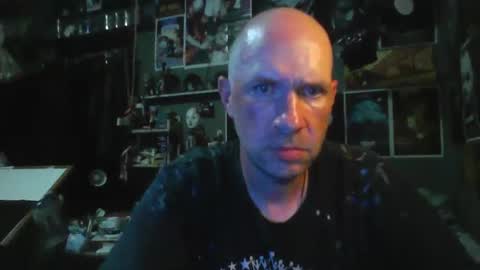 Snapshot of _longfellow chatting on May 18, 2026, 4:07 am That guy online show from May 18, 2026, 4:07 am