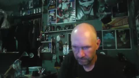 Snapshot of _longfellow chatting on May 21, 2026, 9:44 pm That guy online show from May 21, 2026, 9:44 pm