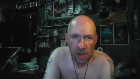 Snapshot of _longfellow chatting on May 25, 2026, 3:07 pm That guy online show from May 25, 2026, 3:07 pm