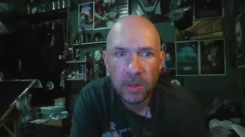 Snapshot of _longfellow chatting on May 26, 2026, 4:03 pm That guy online show from May 26, 2026, 4:03 pm