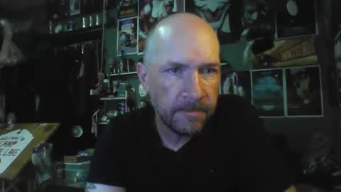 Snapshot of _longfellow chatting on May 30, 2026, 4:04 pm That guy online show from May 30, 2026, 4:04 pm