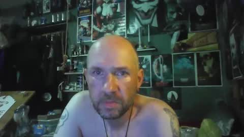 Snapshot of _longfellow chatting on May 31, 2026, 7:59 pm That guy online show from May 31, 2026, 7:59 pm