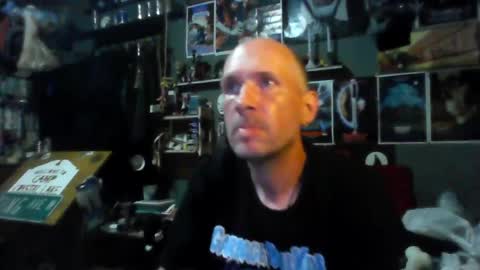 Snapshot of _longfellow chatting on June 20, 2026, 3:31 am That guy online show from June 20, 2026, 3:31 am