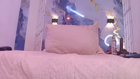 Lorrayne online show from September 30, 2025, 12:32 pm