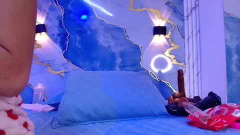 Lorrayne online show from October 27, 2025, 12:09 pm