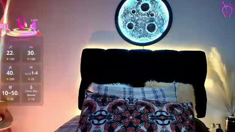 Snapshot of _lorrayne_ chatting on April 23, 2026, 12:04 pm Lorrayne online show from April 23, 2026, 12:04 pm