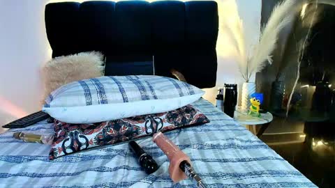 Snapshot of _lorrayne_ chatting on April 29, 2026, 5:30 pm Lorrayne online show from April 29, 2026, 5:30 pm