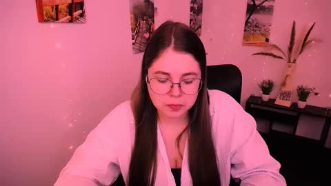 Mary online show from September 20, 2025, 11:11 am