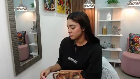 Snapshot of _lucy_grey chatting on June 3, 2026, 11:13 am Lucy online show from June 3, 2026, 11:13 am