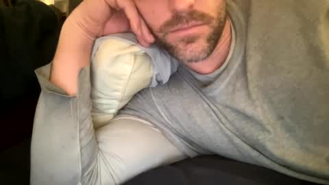 _lululeo_ online show from January 28, 2025, 4:08 am