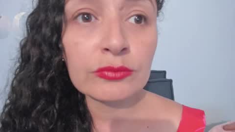  luna  sweet  online show from September 12, 2025, 1:17 am