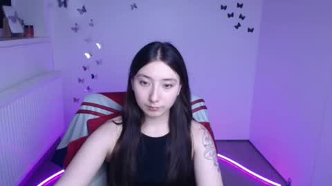 Luna online show from September 20, 2025, 11:11 am