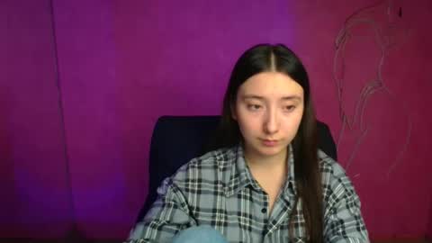 Luna online show from October 11, 2025, 5:28 am